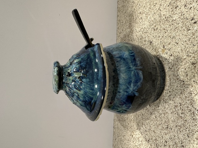 Honey jar with cover and spoon
