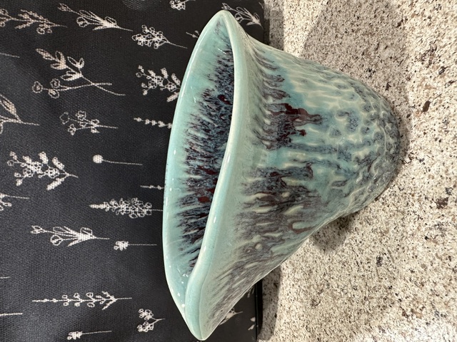 Decorative pottery piece